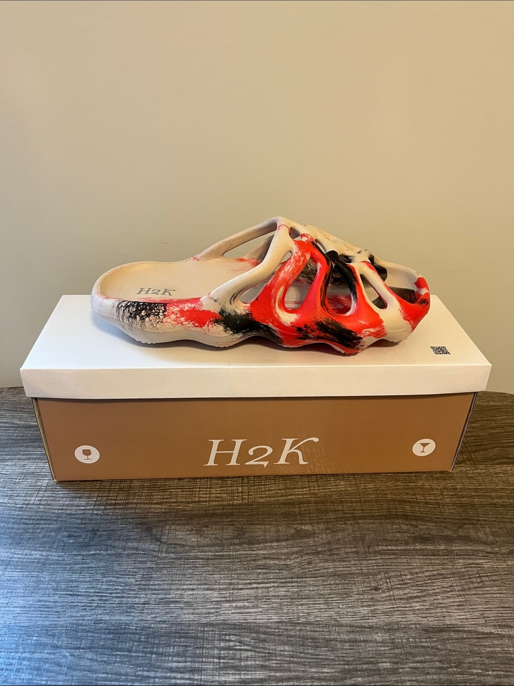 H2K Fiona Multi Color Cutout Slide Sandals Lightweight Casual Comfort Sizes 7–10